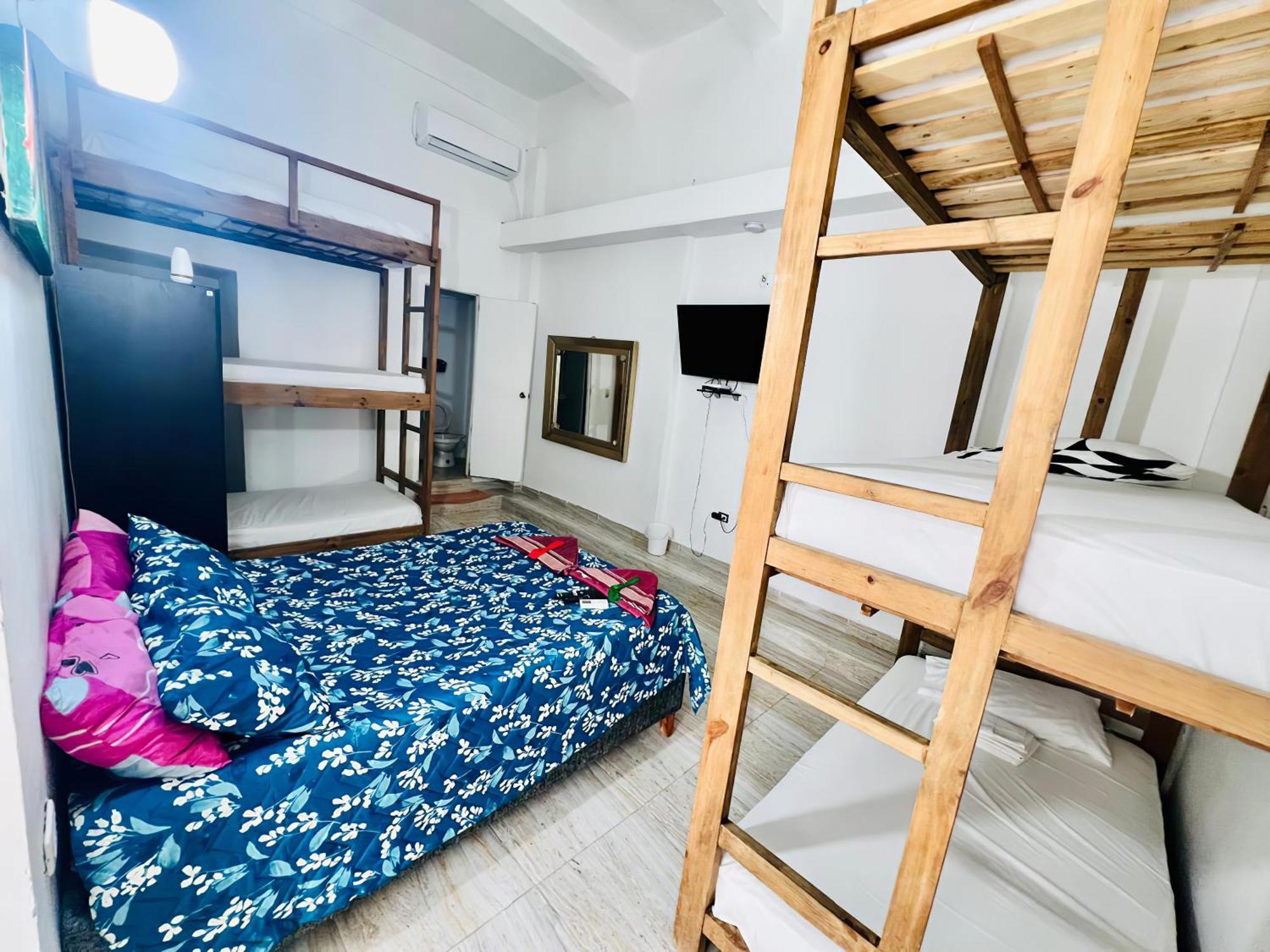 Hostal Badillo Sv Cartagena  Exterior foto